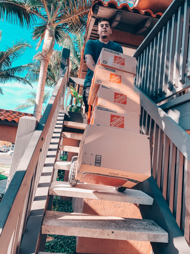 Cancellation Policy For Moving Service | Qshark Moving Company
