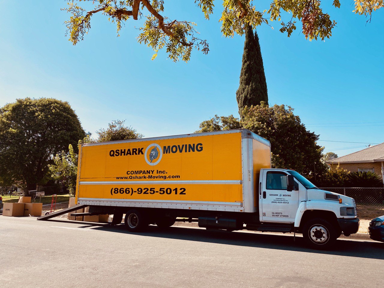 What To Do While Movers Are Moving? Qshark Moving Company