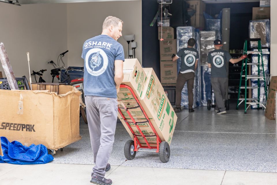 Luxury Movers: Qshark Moving Company