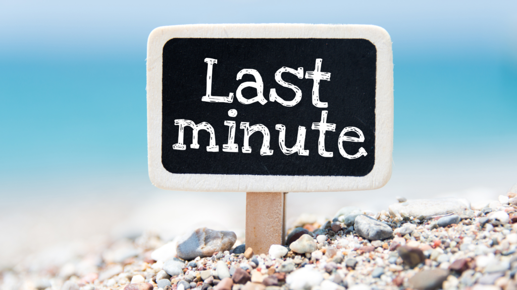 a sign showing last minute moving services